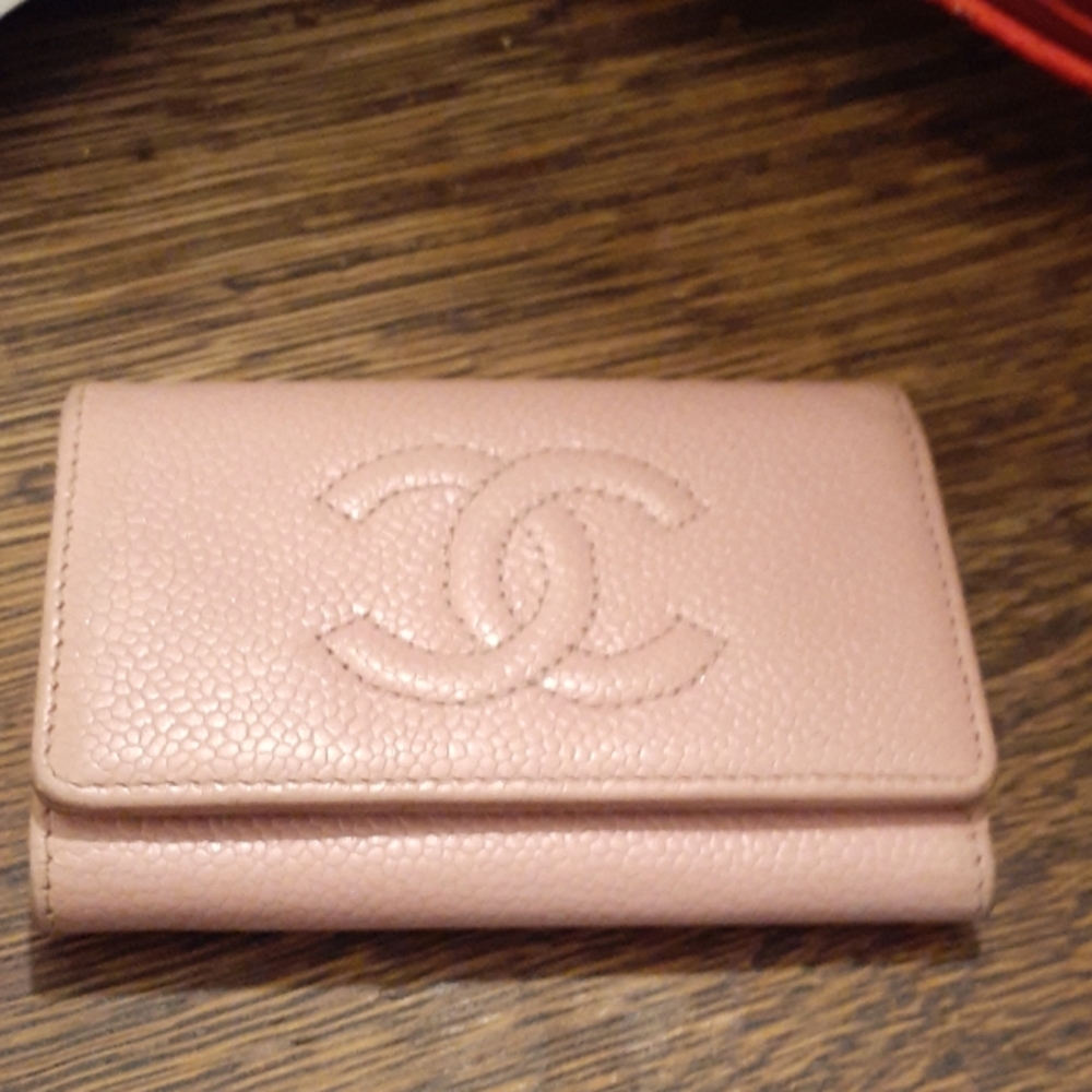 CHANEL KEY HOLDER AUTHENTIC